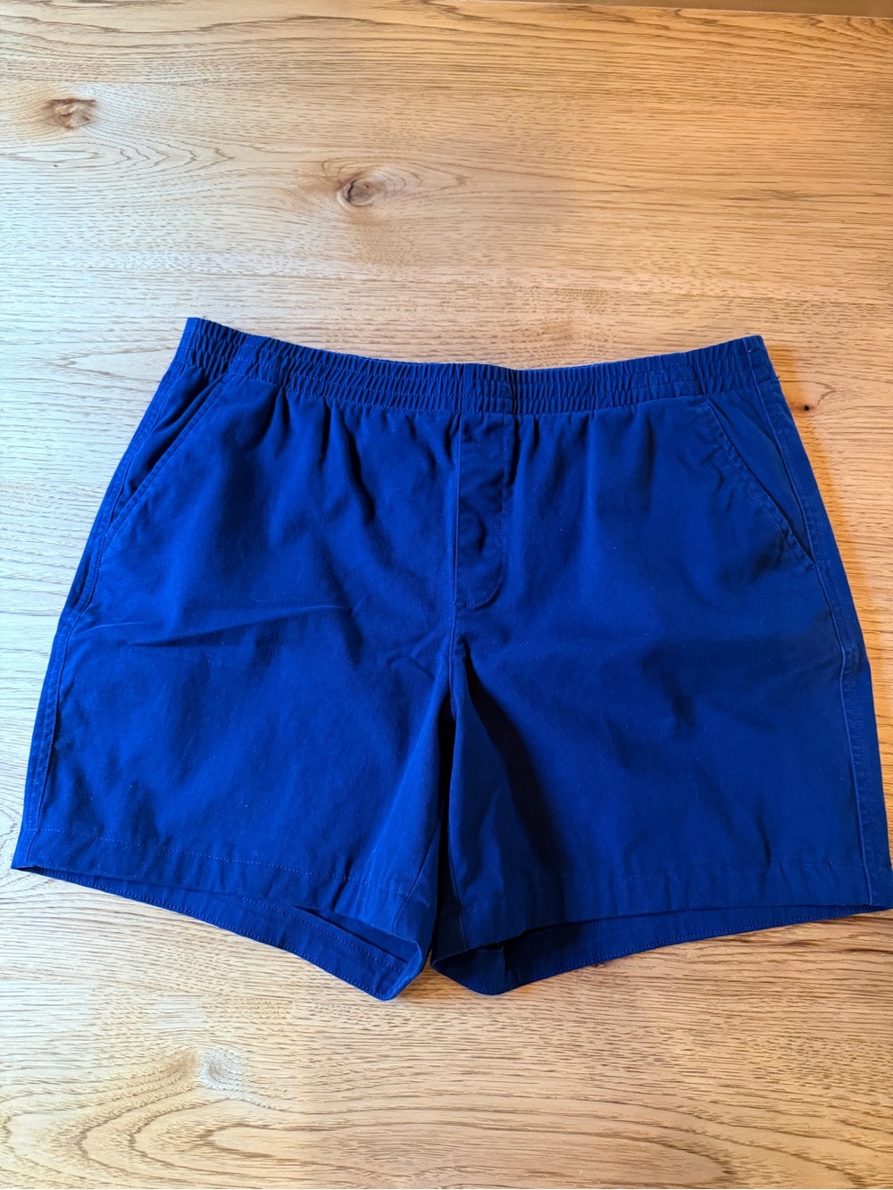 Lands' End Navy blue pull on shorts size 16